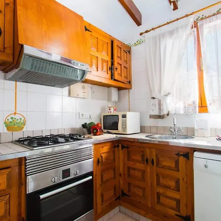 Toni - Plusholidays Villa